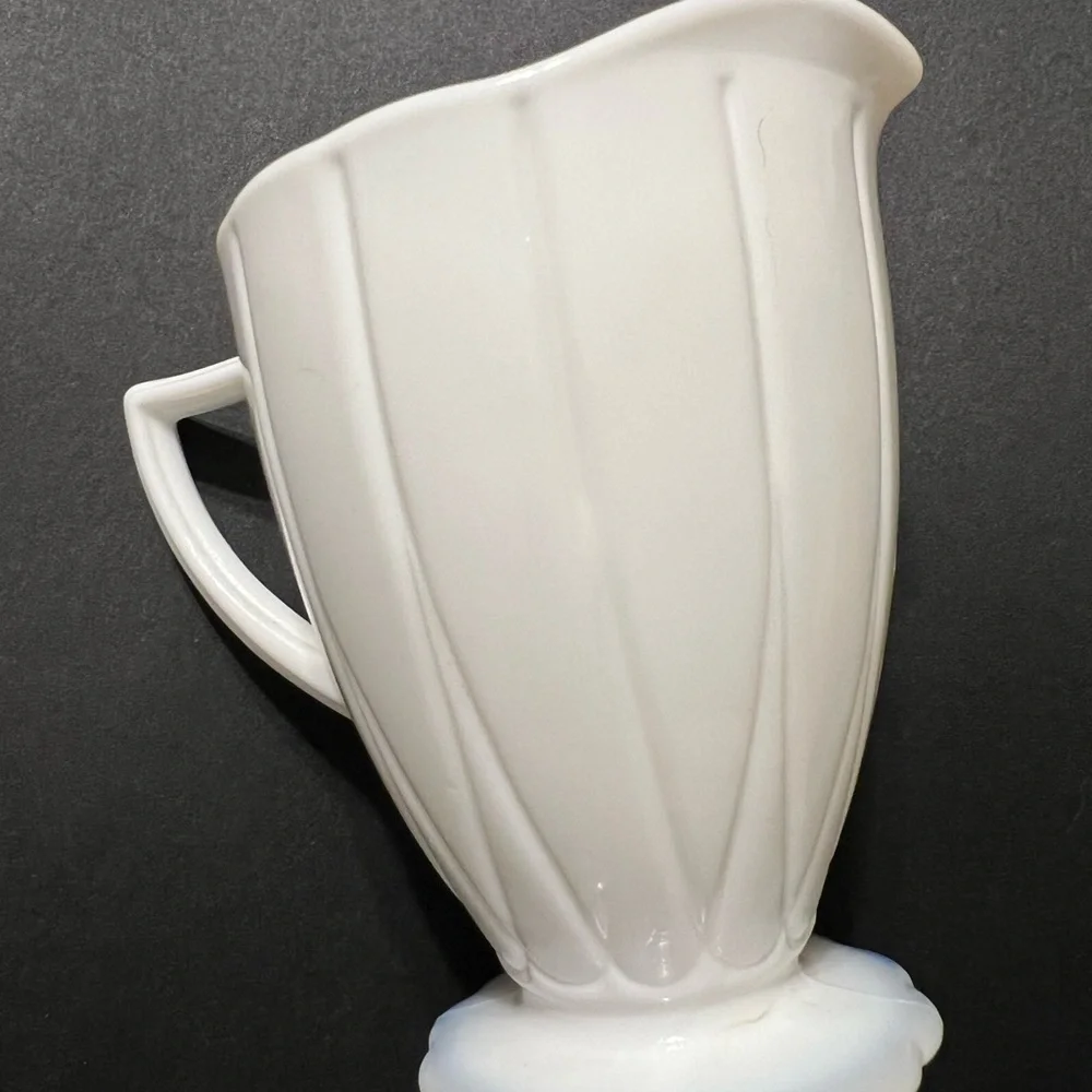 Hazel Atlas Depression Milk Glass Newport Hairpin Pattern Creamer & Sugar 1940’s